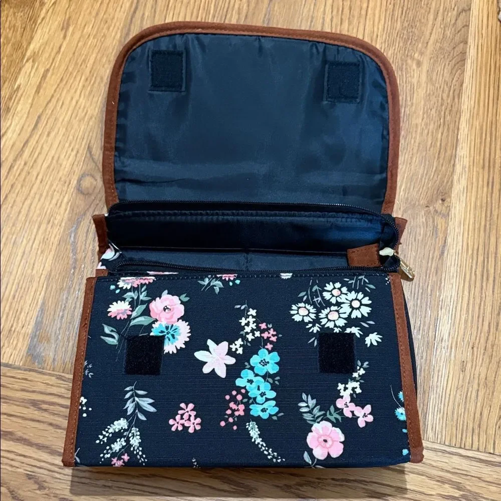 Primrose Hill London Floral Women's Cosmetic or Toiletry Bag - Black Floral